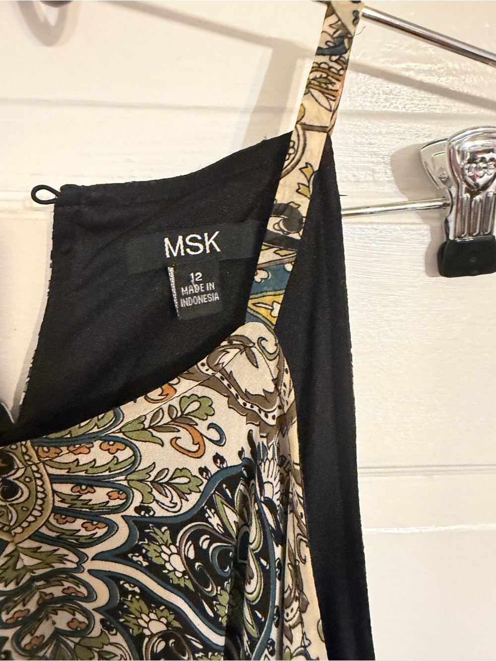 MSK Black and Green Paisley Asymmetrical Summer Dress - Picture 4 of 9